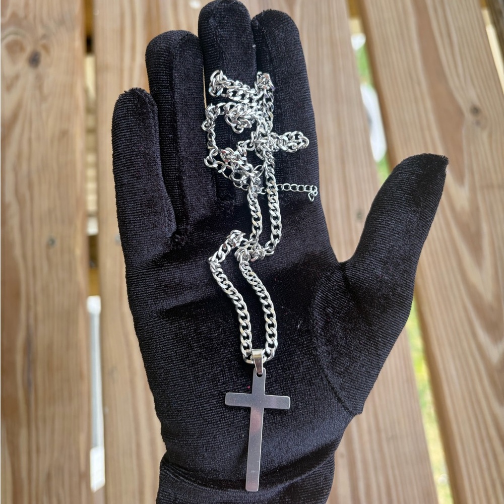 Men's Silver Cross Pendant Necklace - Classic Stainless Steel
